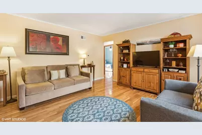 304 Moore Avenue, Saint Charles, IL 60174 - Photo 5