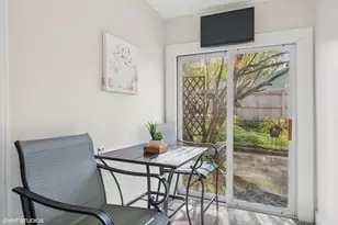 304 Moore Ave, Saint Charles, IL 60174 - Photo 11