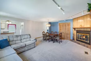 7331 W 114th Pl, Worth, IL 60482 - Photo 7