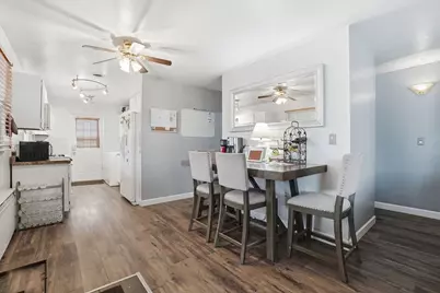 2212 W Capri Avenue, Joliet, IL 60436 - Photo 3