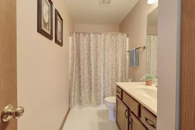 2117 Wesmere Lakes Drive, Plainfield, IL 60586 - Photo 17