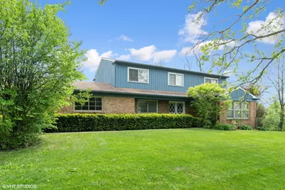 384 Hastings Avenue, Highland Park, IL 60035 - Photo 1