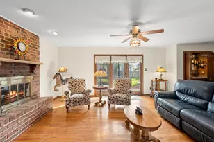15631 Harbor Town Dr, Orland Park, IL 60462 - Photo 5