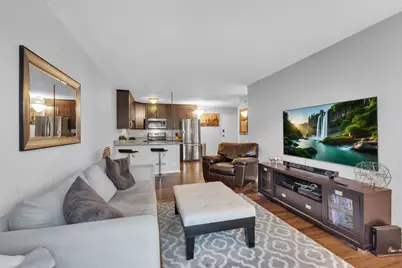 320 Circle Avenue #404, Forest Park, IL 60130 - Photo 7