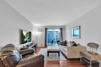 320 Circle Avenue #404, Forest Park, IL 60130 - Photo 5