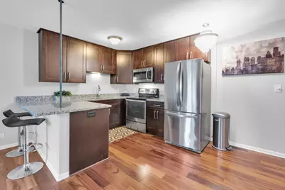 320 Circle Avenue #404, Forest Park, IL 60130 - Photo 3