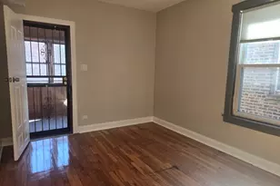 1019 N Trumbull Ave, Chicago, IL 60651 - Photo 13