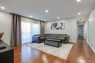 615 Tralee Ct, Schaumburg, IL 60193 - Photo 5