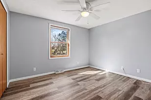 285 E 1st St, Braidwood, IL 60408 - Photo 15