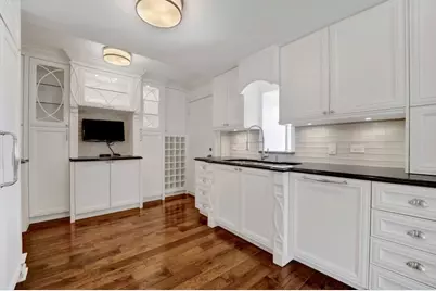 40 E Delaware Place #1702, Chicago, IL 60611 - Photo 15