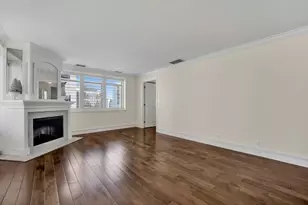 40 E Delaware Pl, Chicago, IL 60611 - Photo 19