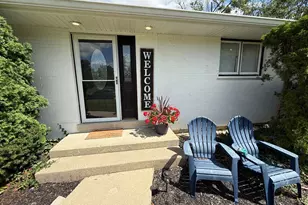 4 Yorkshire Dr, Lincolnshire, IL 60069 - Photo 3