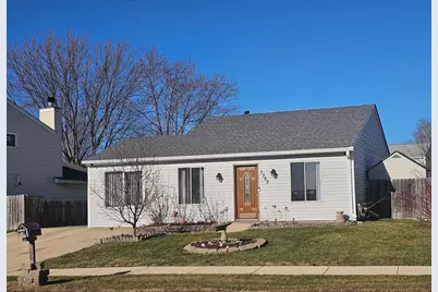 1353 Spring Valley Drive, Carol Stream, IL 60188 - Photo 3