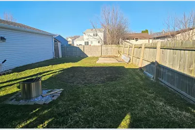 1353 Spring Valley Drive, Carol Stream, IL 60188 - Photo 23