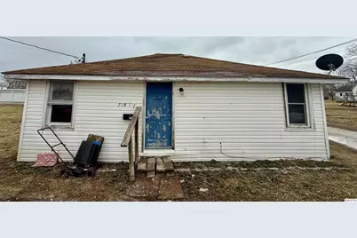 718 - 718 1/2 Buchanan, Carthage, IL 62321 - Photo 11