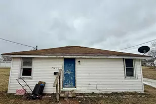 718 - 718 1/2 Buchanan, Carthage, IL 62321 - Photo 11