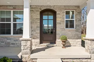 1213 Briarwood Ln, Mahomet, IL 61853 - Photo 7