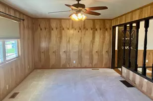 302 W Meadow St, Polo, IL 61064 - Photo 9