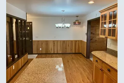 302 W Meadow Street, Polo, IL 61064 - Photo 5