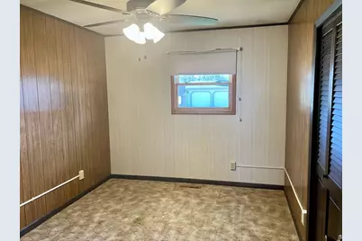 302 W Meadow Street, Polo, IL 61064 - Photo 23