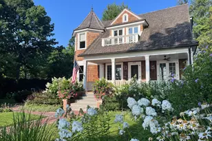 552 Sunrise Ave, Lake Bluff, IL 60044 - Photo 1