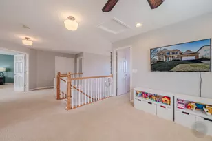 313 Monument Rd, Elgin, IL 60124 - Photo 37