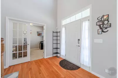 313 Monument Road, Elgin, IL 60124 - Photo 3