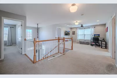 313 Monument Road, Elgin, IL 60124 - Photo 35