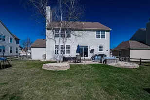 313 Monument Rd, Elgin, IL 60124 - Photo 61