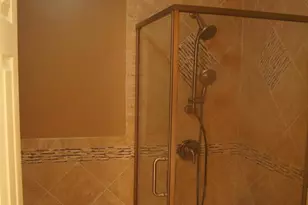 950 Sweetflower Dr, Hoffman Estates, IL 60169 - Photo 9