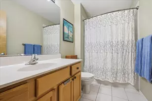 1645 W Ogden Ave, Chicago, IL 60612 - Photo 13