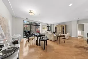 33 W Huron St, Chicago, IL 60654 - Photo 9