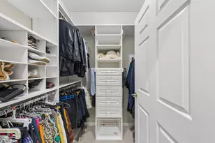 33 W Huron St, Chicago, IL 60654 - Photo 19