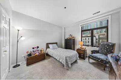 33 W Huron Street #311, Chicago, IL 60654 - Photo 13