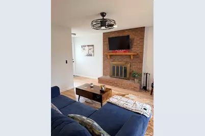 903 N Linden Street #28, Normal, IL 61761 - Photo 3