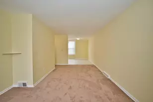 1857 Pine St, Des Plaines, IL 60018 - Photo 9