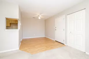 1440 Stonebridge Cir, Wheaton, IL 60189 - Photo 5