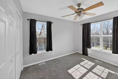 1701 Deer Pointe Drive, South Elgin, IL 60177 - Photo 9