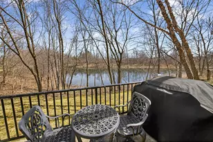 1701 Deer Pointe Dr, South Elgin, IL 60177 - Photo 3