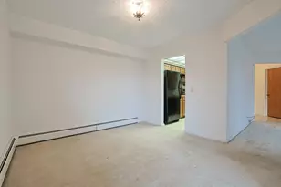 200 Red Top Dr, Libertyville, IL 60048 - Photo 9