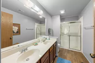 30W002 Willow Ct, Warrenville, IL 60555 - Photo 13