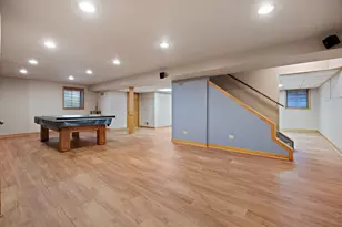 2S534 Danbury Dr, Glen Ellyn, IL 60137 - Photo 21