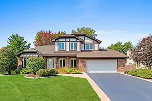 2S534 Danbury Dr, Glen Ellyn, IL 60137 - Photo 33