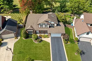 2S534 Danbury Dr, Glen Ellyn, IL 60137 - Photo 29
