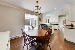 527 E Mayfair Rd, Arlington Heights, IL 60005 - Photo 7