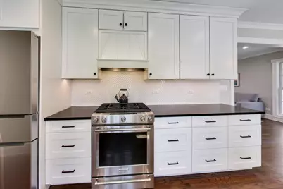 527 E Mayfair Road, Arlington Heights, IL 60005 - Photo 11