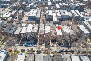 2633 W Crystal St, Chicago, IL 60622 - Photo 13