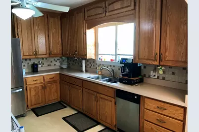 454 E Lincoln Street, Princeton, IL 61356 - Photo 17