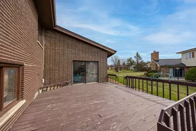 8405 Carriage Green Drive, Darien, IL 60561 - Photo 35