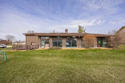 8405 Carriage Green Drive, Darien, IL 60561 - Photo 33